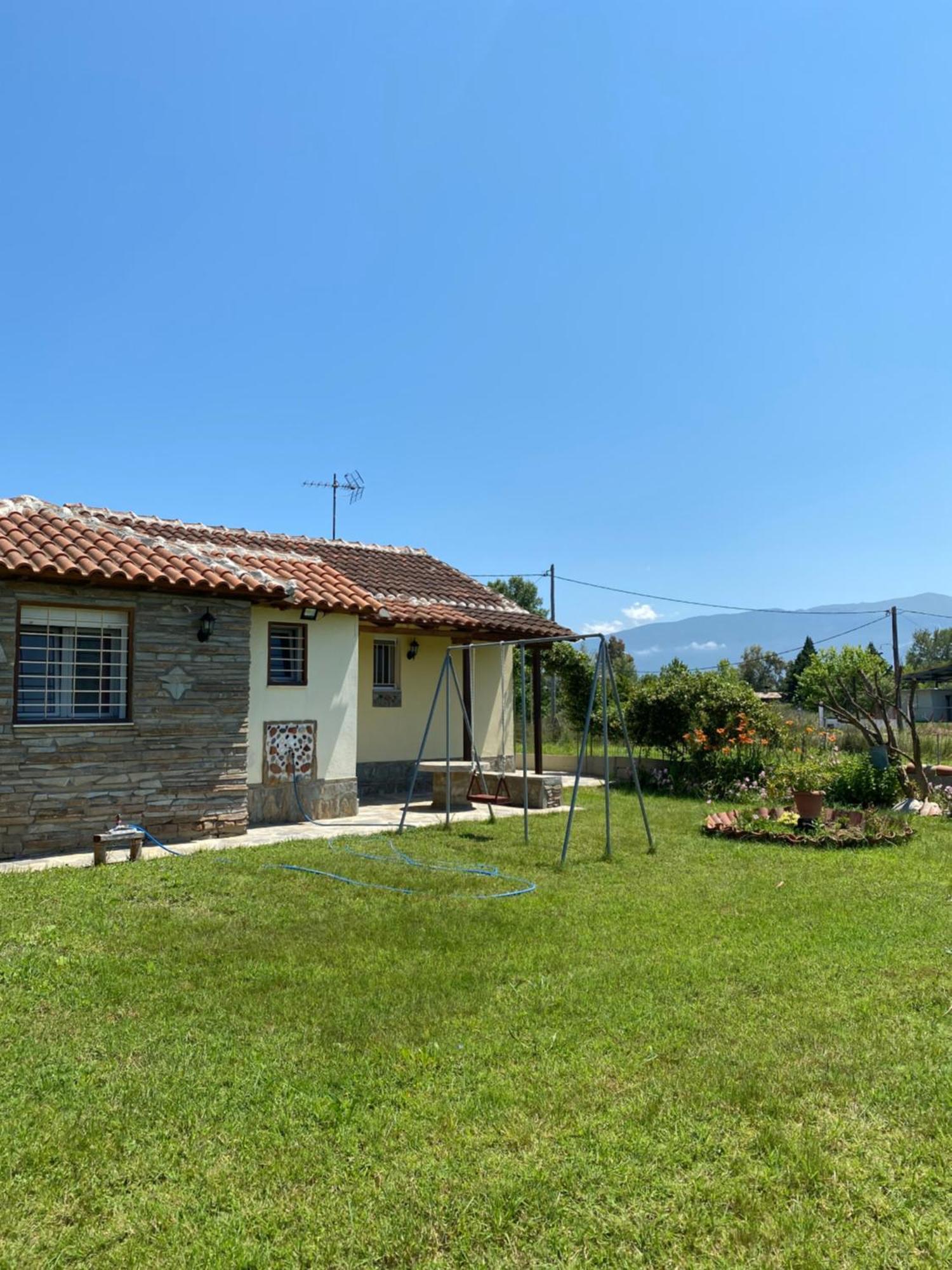 Platanos House Villa Nea Mesagkala Exterior photo