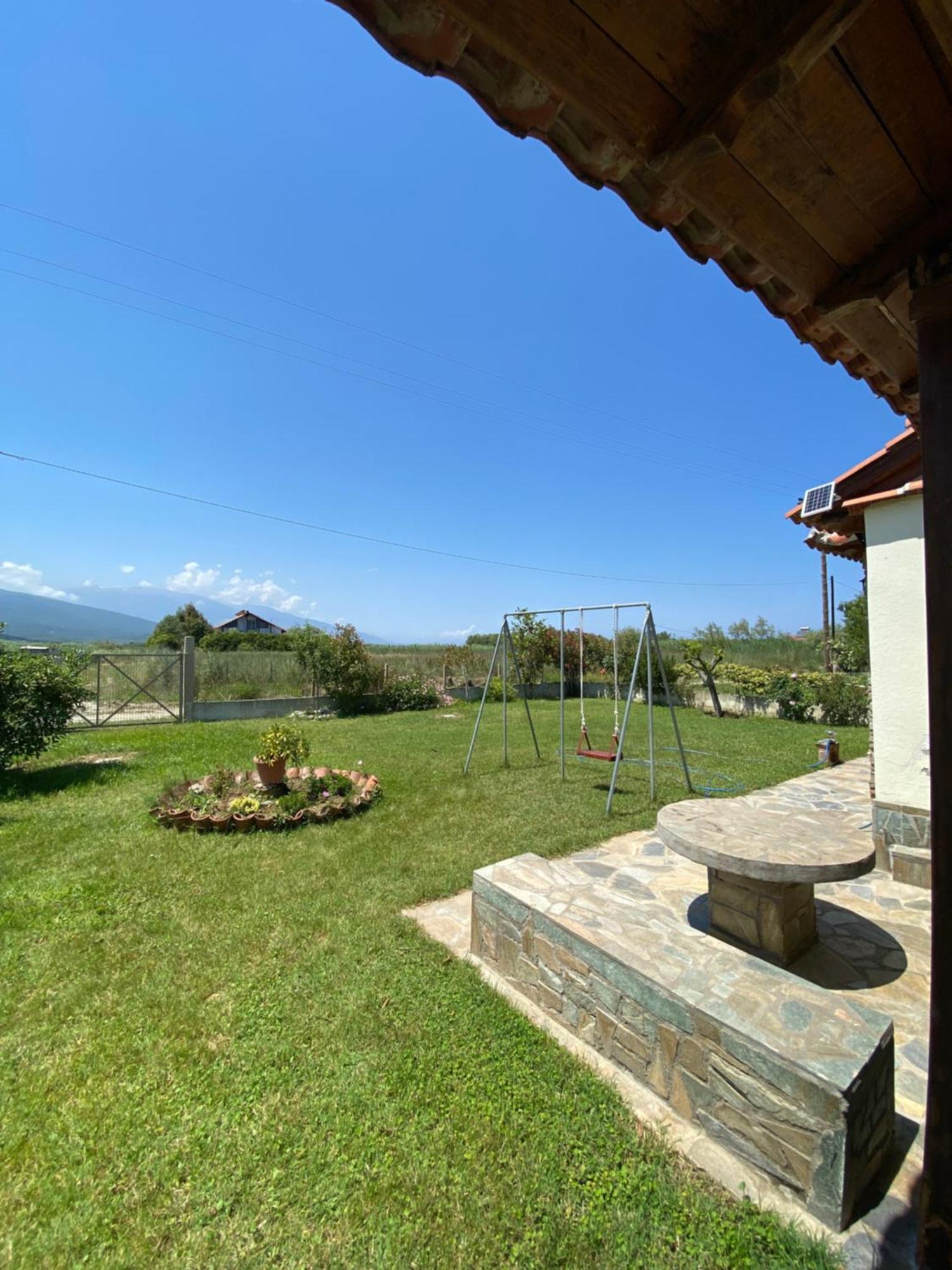 Platanos House Villa Nea Mesagkala Exterior photo